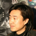 或许银幕中的这些瞬间，能给我们答案。